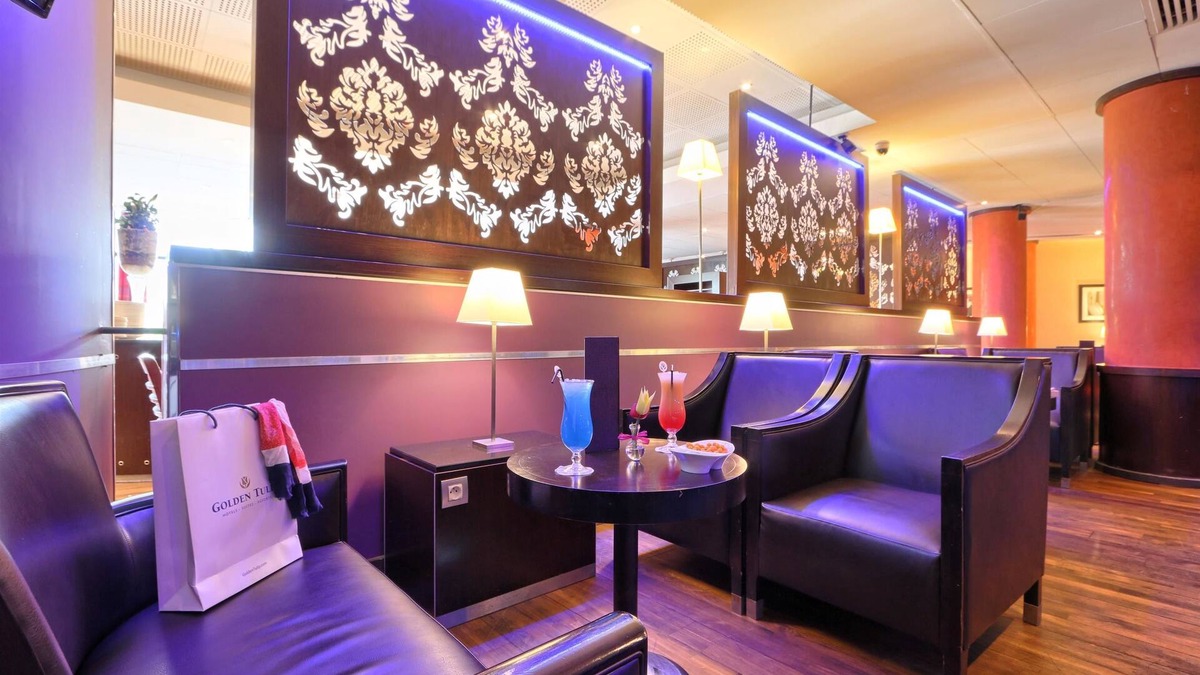 Roissy-en-France Hotel | Golden Tulip CDG Airport Roissy
