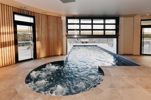 Bezannes Hotel | Golden Tulip Reims Bezannes