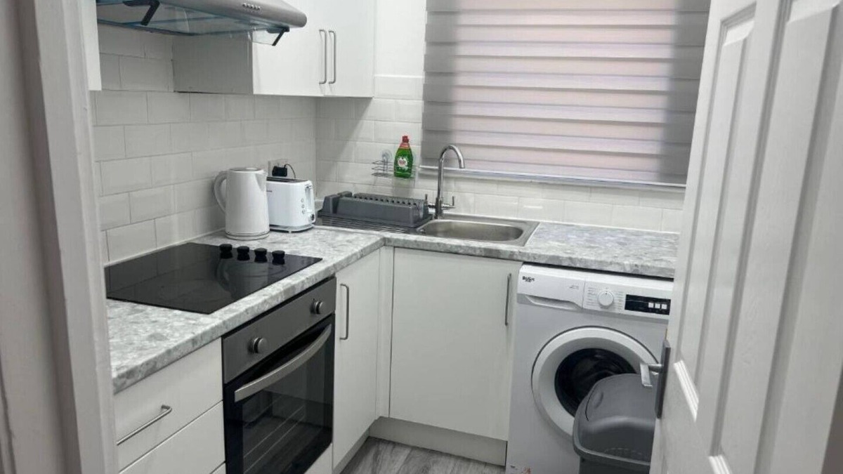 Southend-on-Sea Apartment | Golden tulip stay