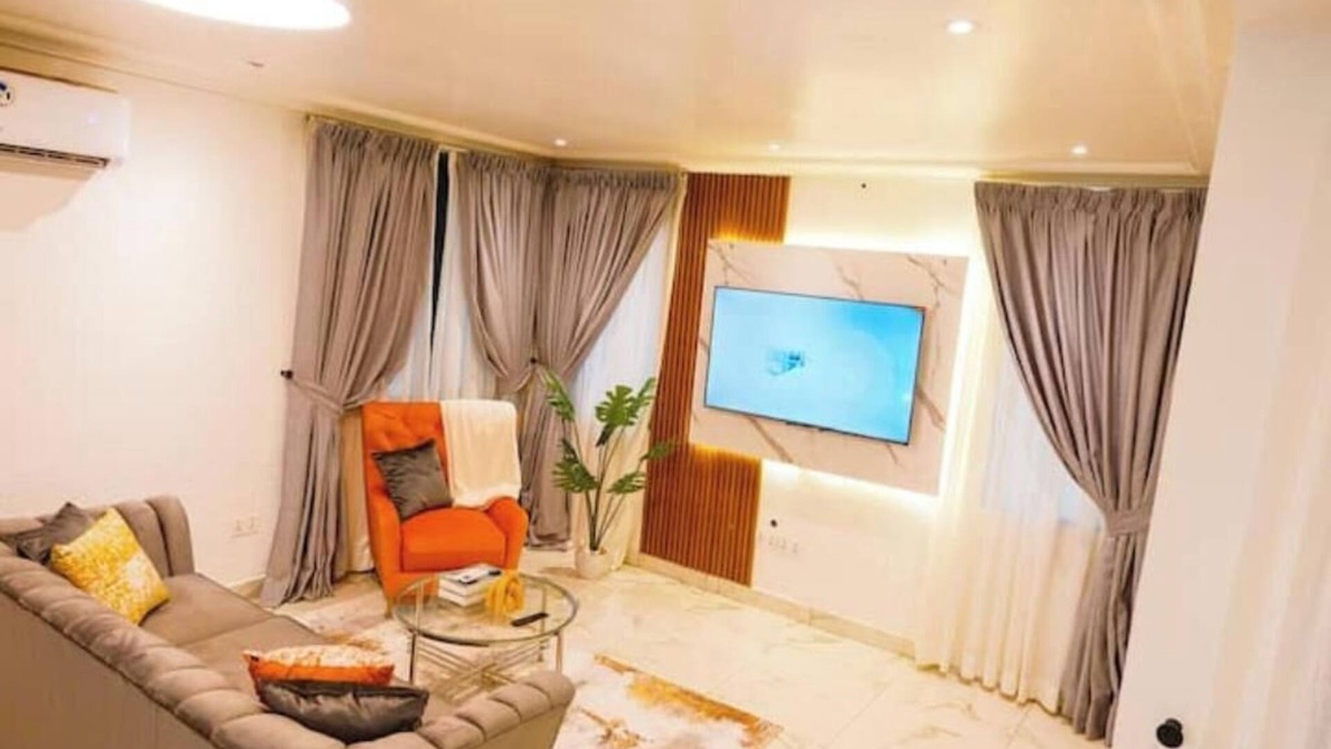 Tema House | Goldleaf Suite