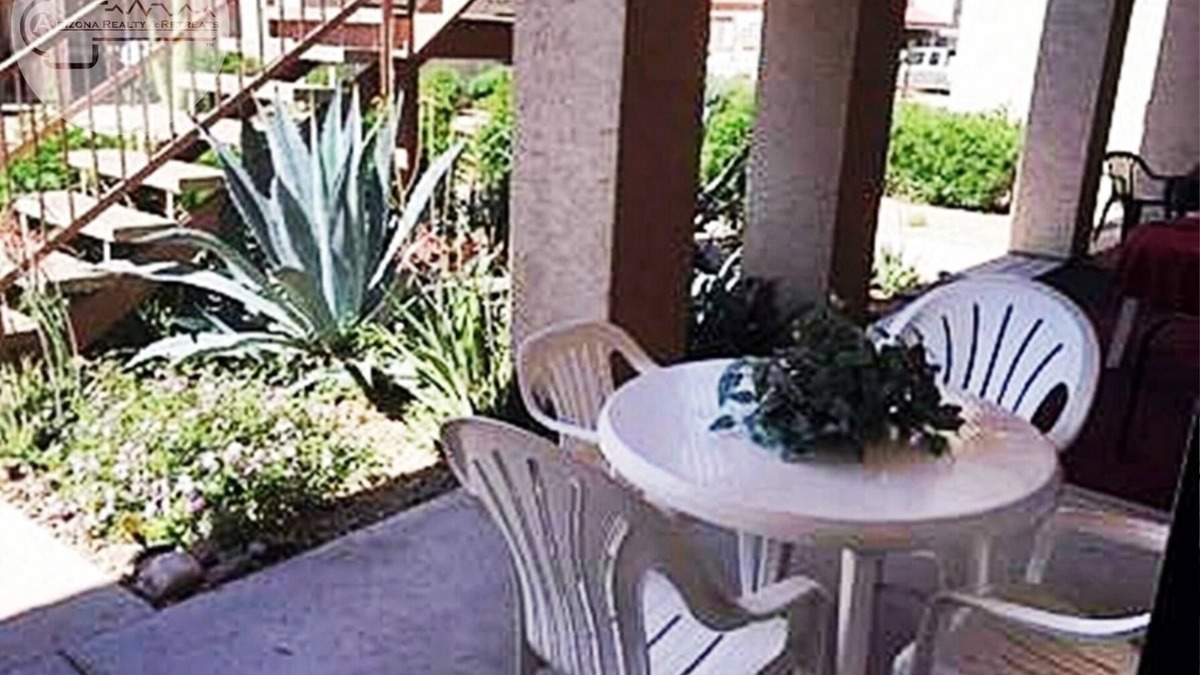 Apache Junction Condo | Goldminers Getaway, History & Modern Amenities Near the Superstition Mountains!