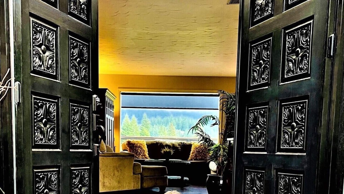 Sudden Valley House | Golf and lake front property with the most amazing views in the valley.