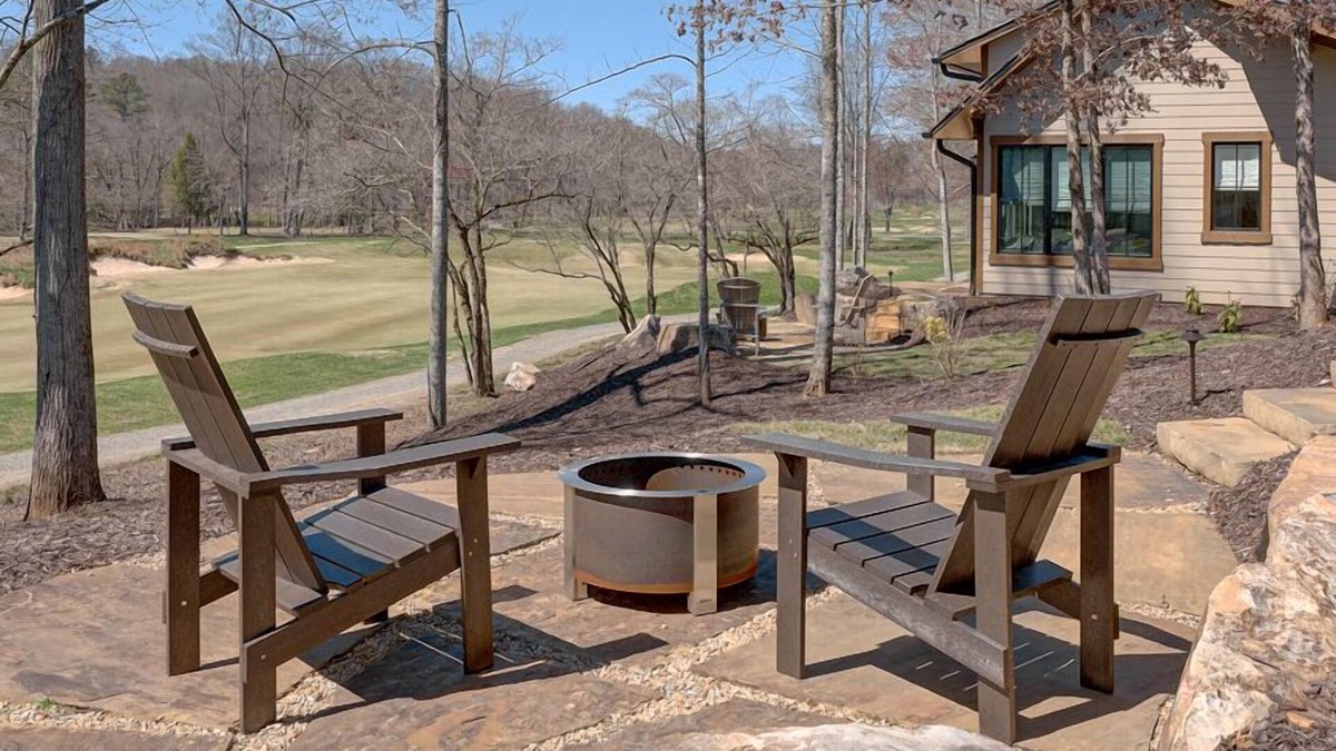 Mineral Bluff Cottage | Golf and Riverfront Cottage | King Bed | Group Availability