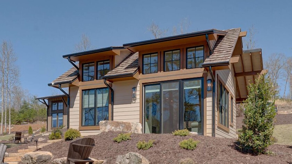 Mineral Bluff Cottage | Golf and Riverfront Cottage | King Bed | Group Availability