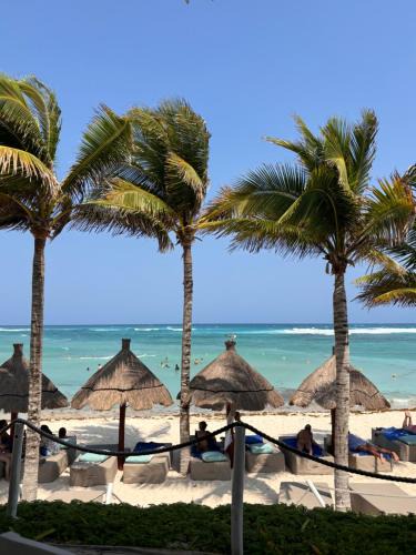 Akumal Apartment | Golf & Beach Haven