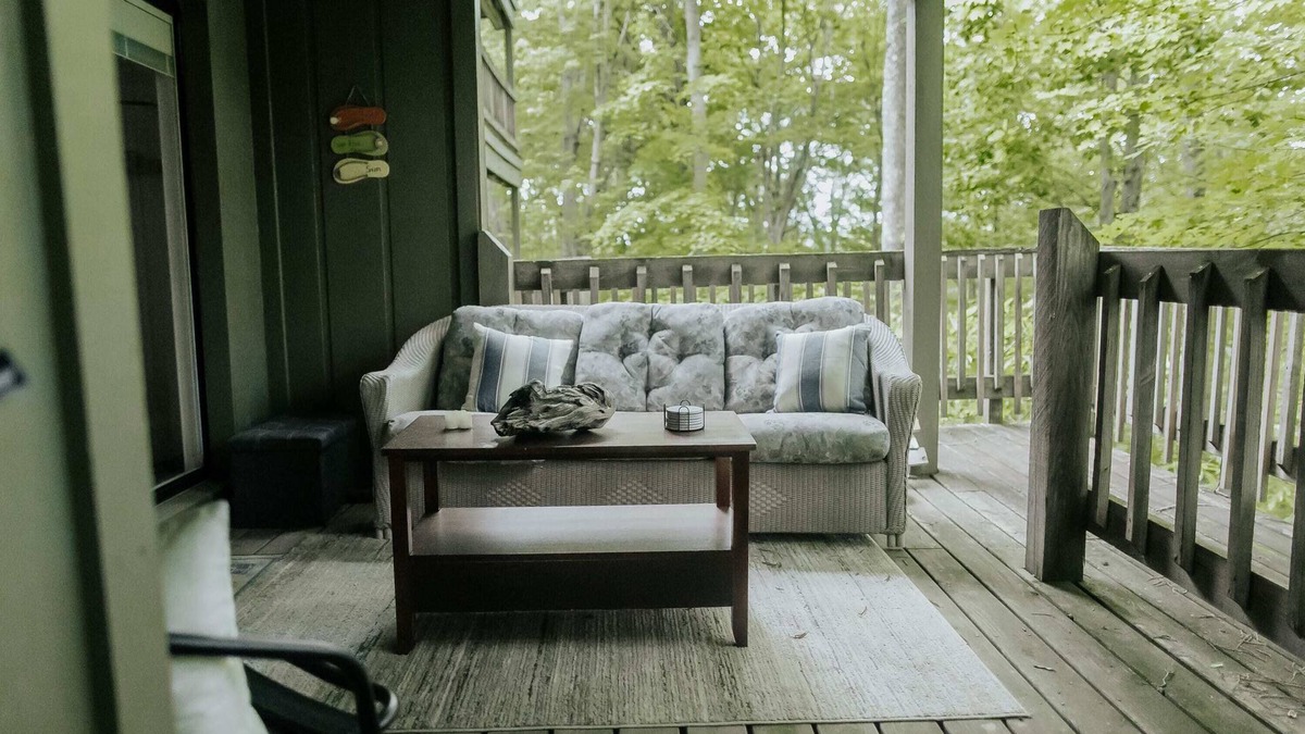 Avoca Condo | Golf Course | 2 Private Decks | Lake Monroe