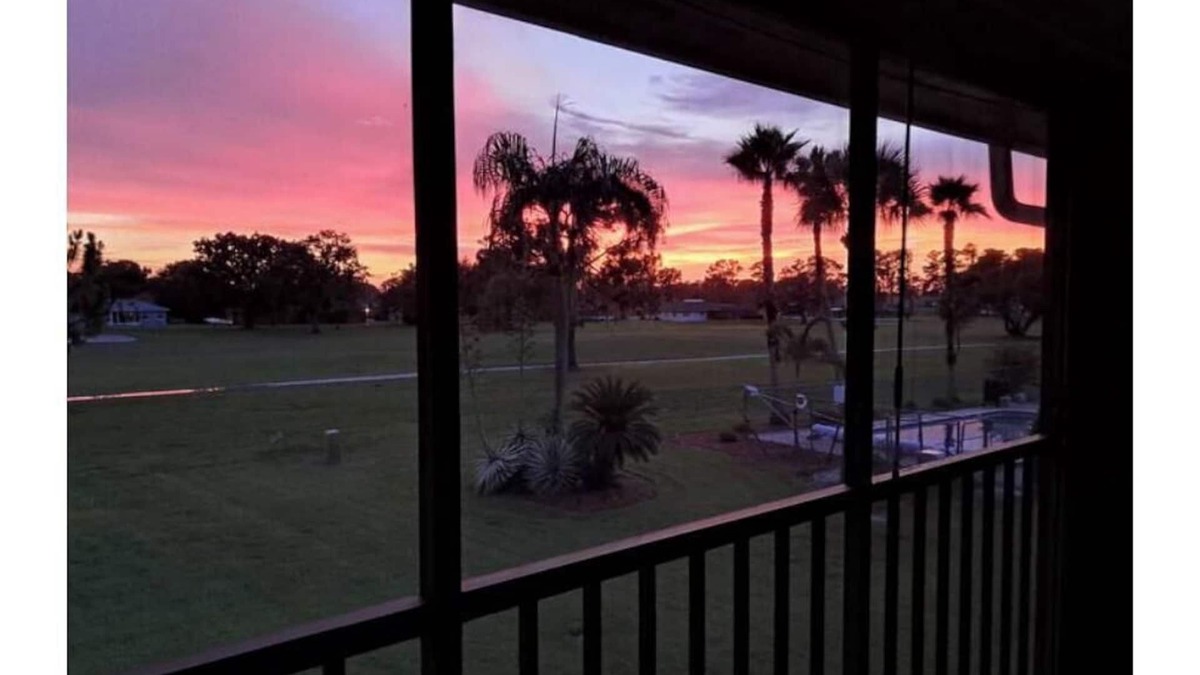 Sun 'N Lake Condo | Golf Course Beauty