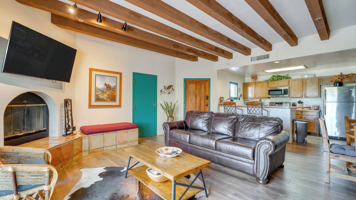 Starr Pass House | Golf Course & Mtn Views - Tucson Getaway!