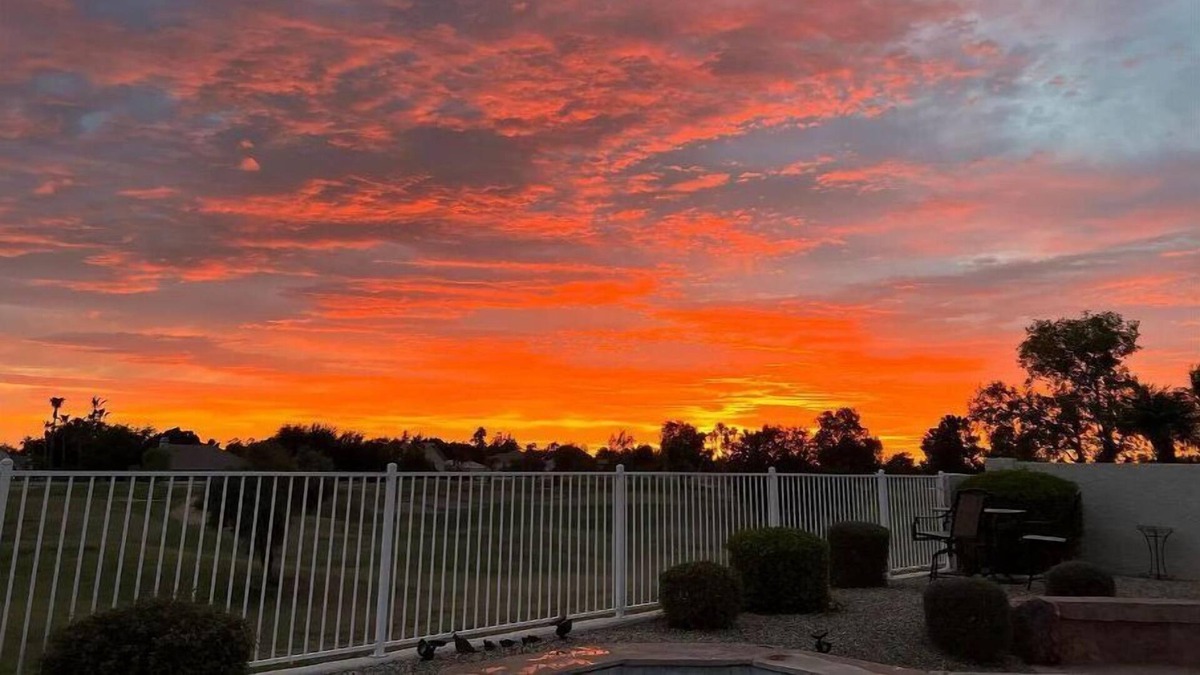 Superstition Springs House | Golf Course Single Level Home with Amazing Sunset Views