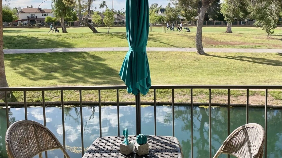 Dobson Ranch House | Golf Course Spacious Townhome w/Community Pool. Nearby to Pickleball Courts!