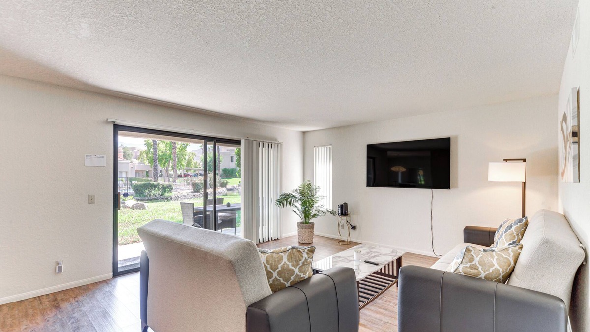 Cathedral City Condo | Golf, Hike & Relax: Cathedral City Condo