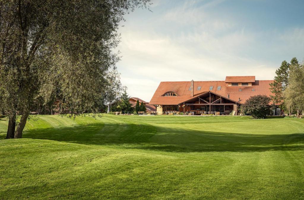 Dritec Hotel | Golf & Spa Kunětická Hora