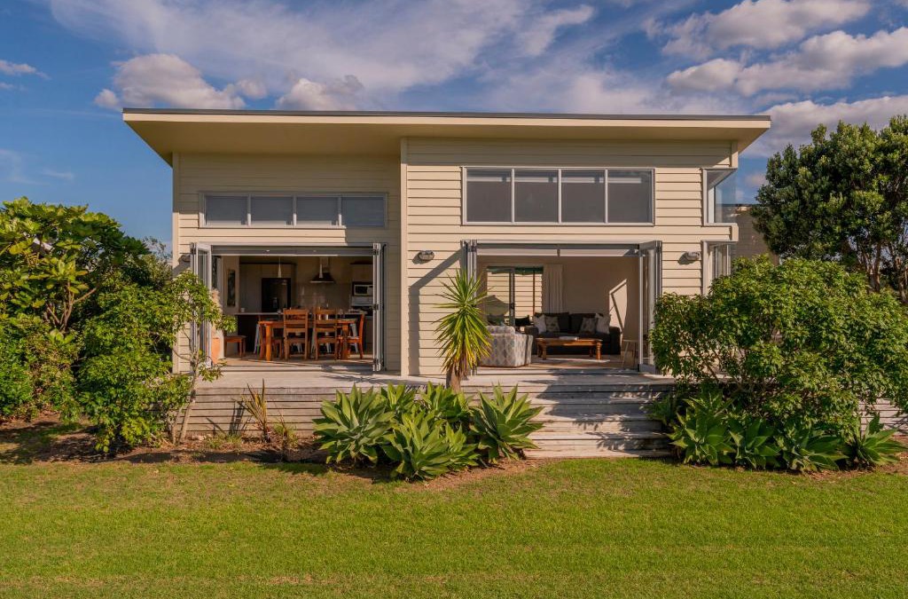 Matarangi House | Golfers and Beach Lovers Dream - Matarangi House