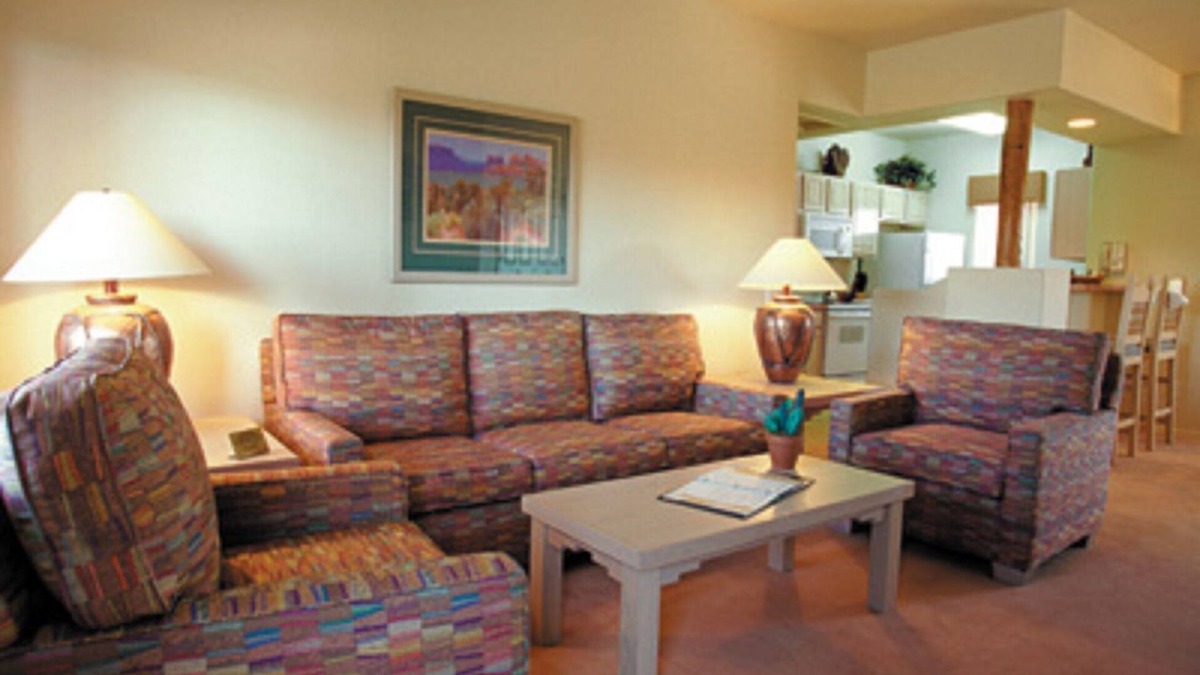 Worldmark Condo | Golfers, Hikers, Cyclers And Gem Show Lovers! Beautiful Condo With Pool & More!