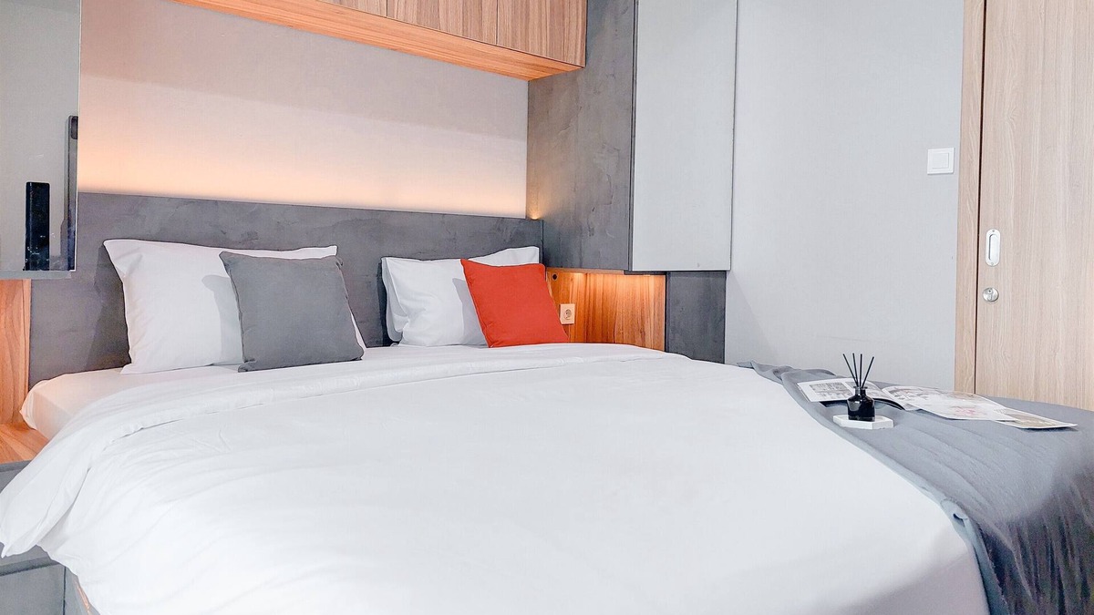 Pondok Aren Apartment | Good Deal And Homey 1Br (Without Living Room) Bintaro Embarcadero Apartment