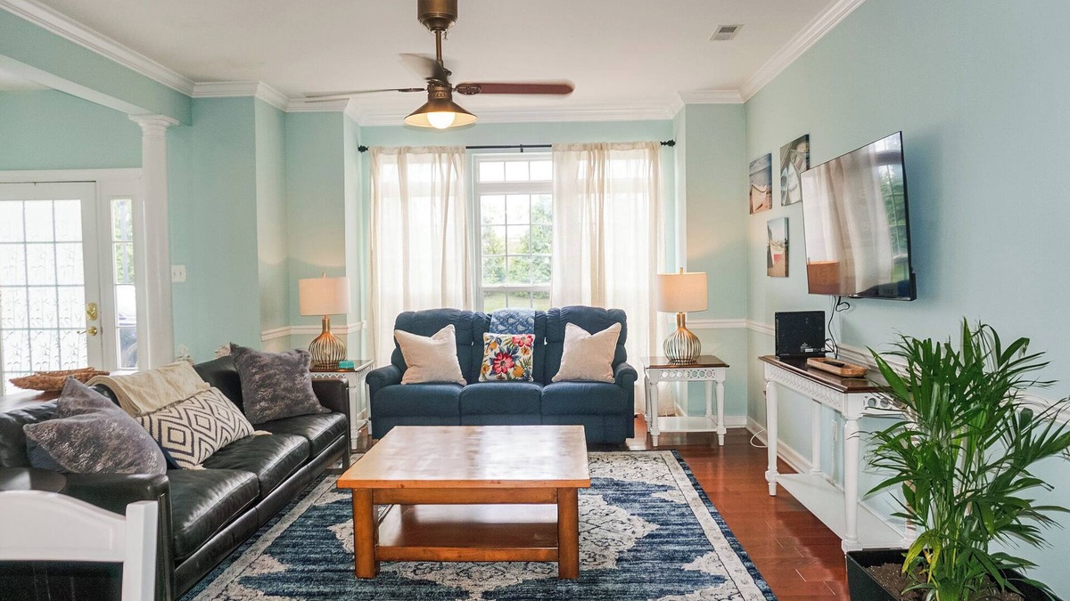 Villages of Five Points House | GOOD VIBES VILLA | 4 Bed, 2.5 Bath