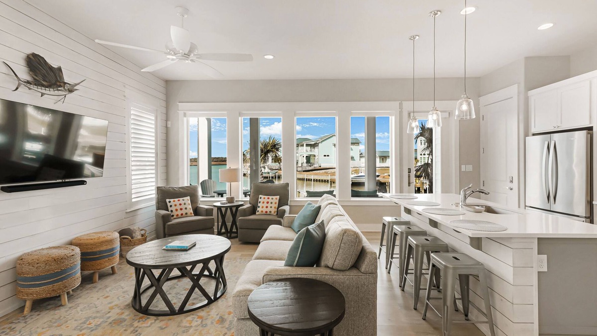 Rockport Villa | Goose Island Get Away at The Reserve at St. Charles Bay with pool & fishing pier
