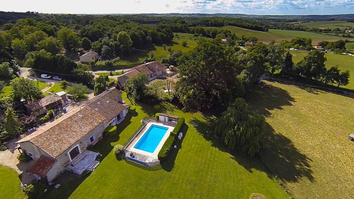Saint-Privat-en-Perigord House | Gorgeous 16th Century Farmhouse - private swimming pool - stunning views