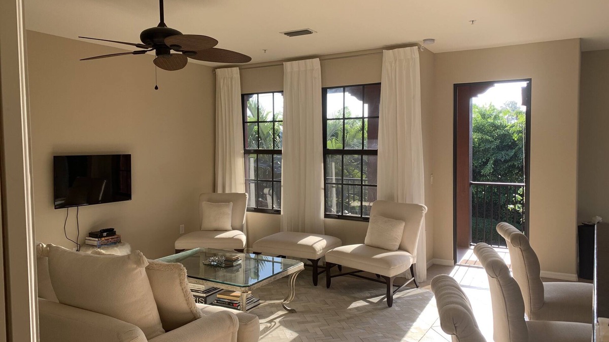 Ole Resort | GORGEOUS 2/2 Condo Southwest Naples FL