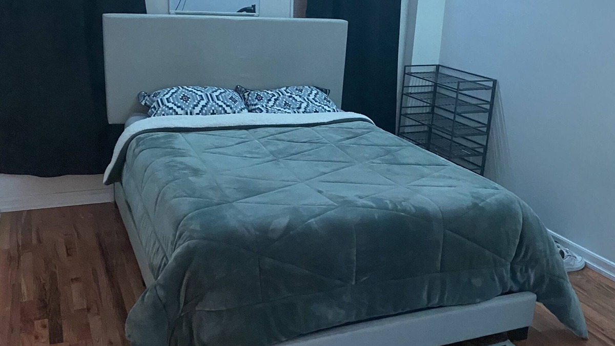 Greenwood House | Gorgeous 2 bedroom apartment in Brick house