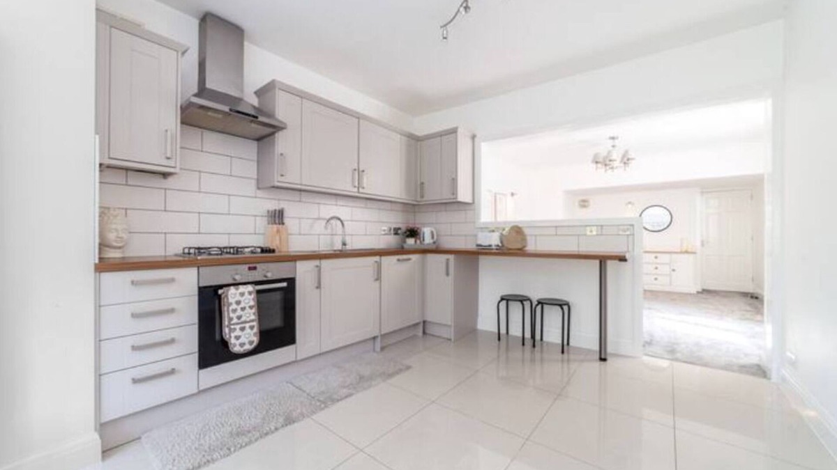 Stroud Green Apartment | Gorgeous 2BR flat w/priv Gdn, Crouch End