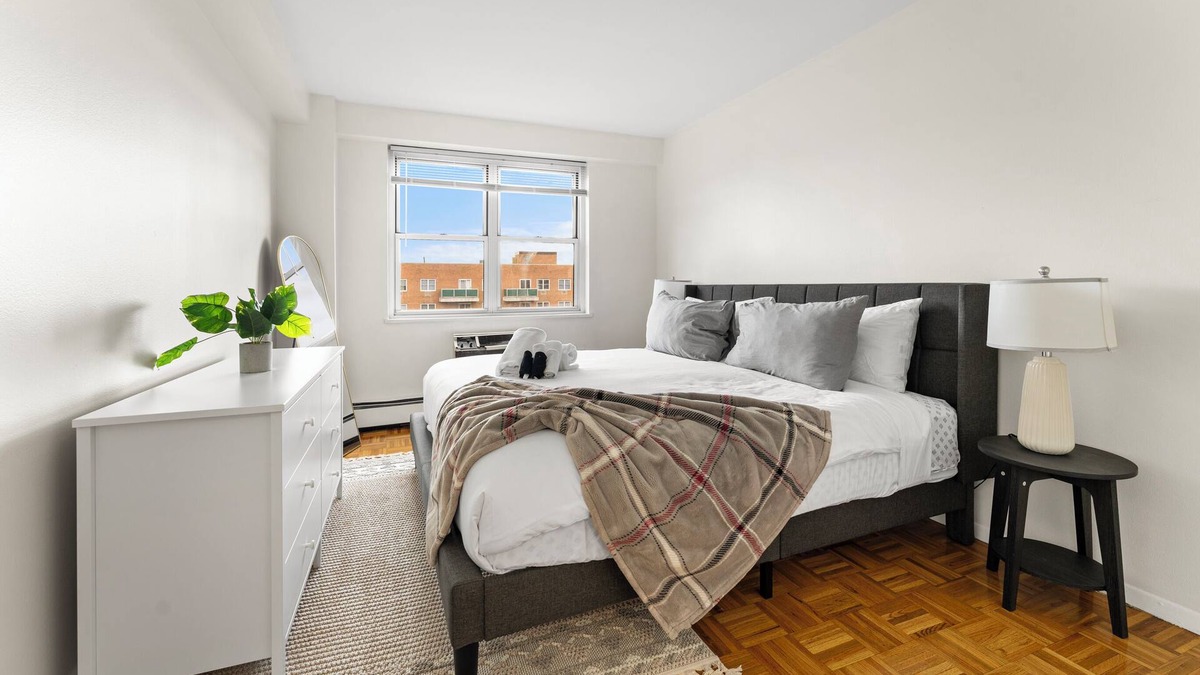 Brookline Apartment | Gorgeous 2BR Next to BU 8178