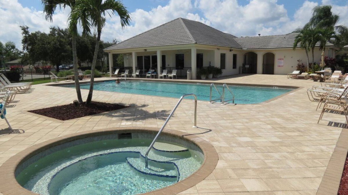 Westminister Condo | Gorgeous, 3 bedroom end-unit condo on golf course!