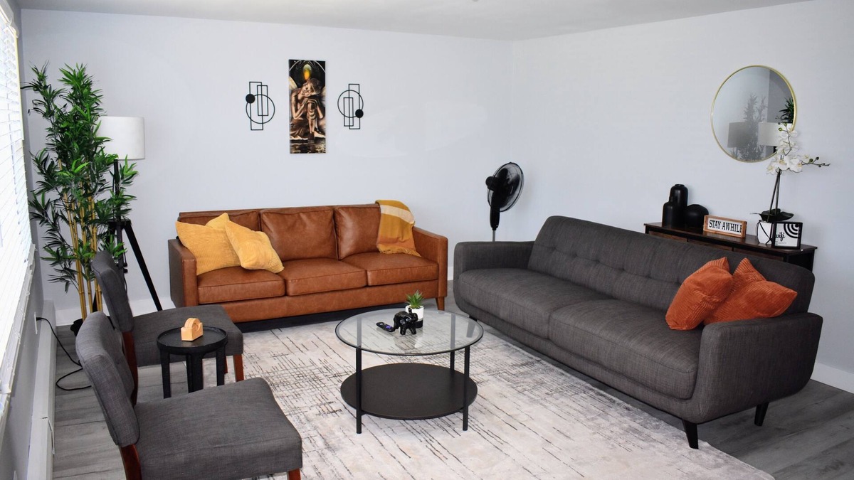 New Britain Apartment | Gorgeous 3-bedroom apartment in New Britain with WiFi, AC