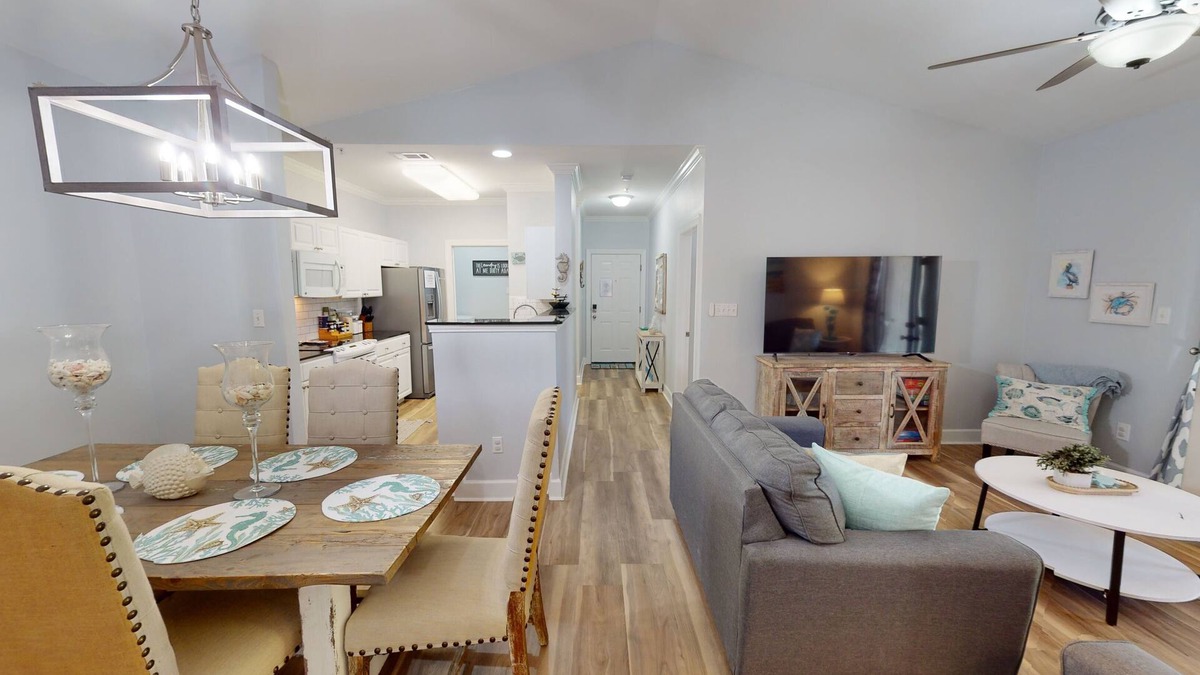 Foley Condo | Gorgeous 3BR Condo in FOLEY near OWA/THE BEACH!