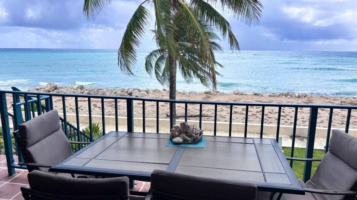 Bahamas Terrace Condo | Gorgeous 3BR Oceanfront Villa - Amazing Views of Turquoise Water