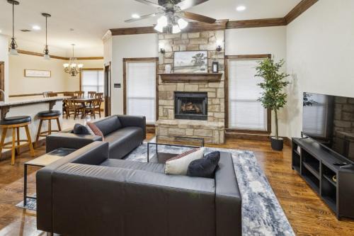 Abilene House | Gorgeous 4BR Dakota Springs Home home