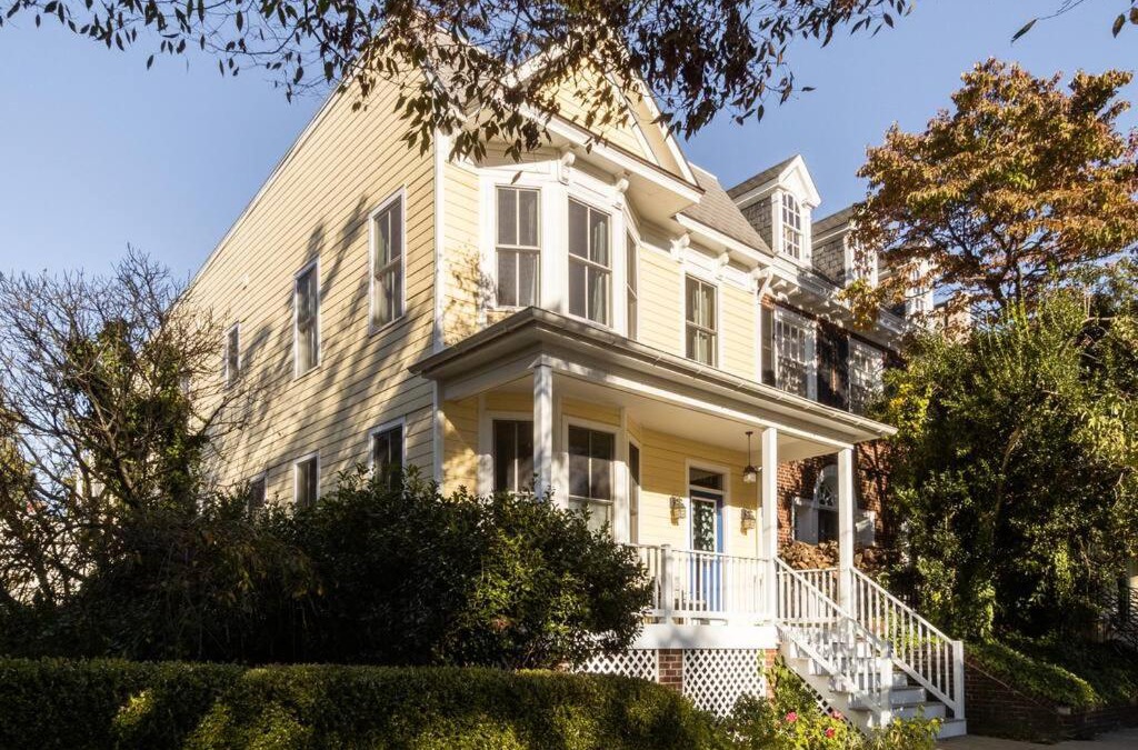 Church Hill House | Gorgeous 5BD Churchill Home Across Chimborazo Park
