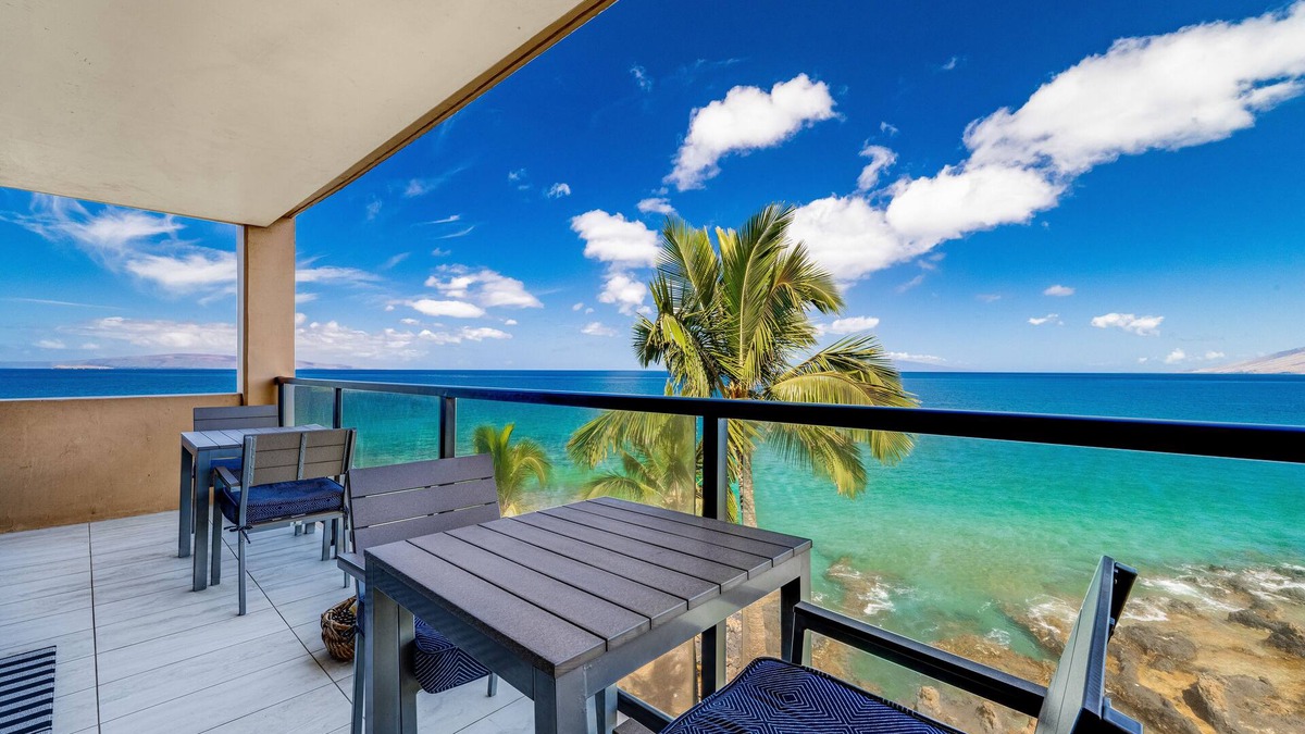 Kihei Condo | Gorgeous 5th Floor 2 Bedroom Condo. - Kihei Surfside #501