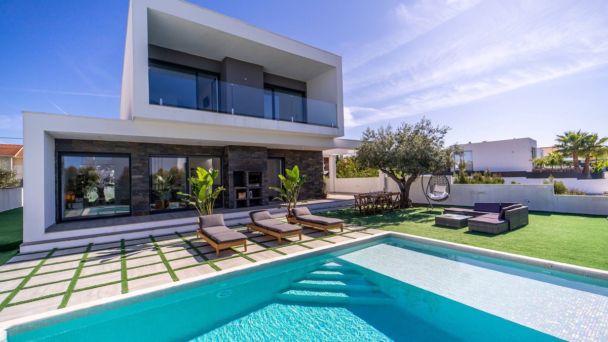 Belverde Villa | Gorgeous 8 People Modern Villa with Swimming Pool | 5 mins from Golf and Beaches