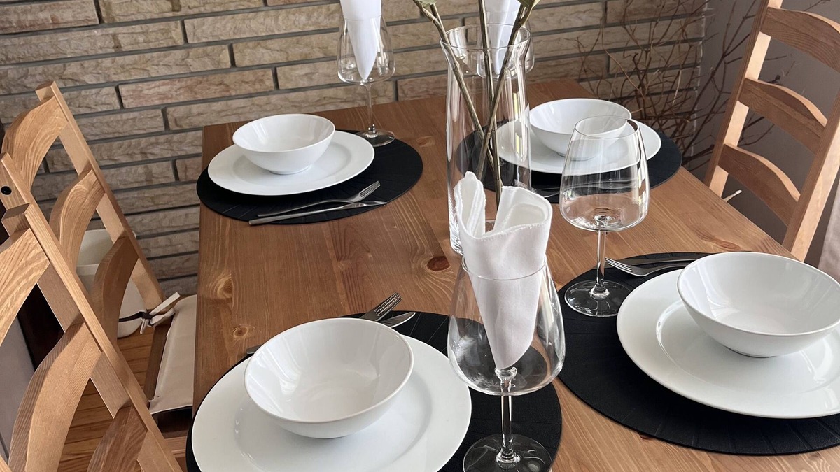 Gatineau Apartment | Gorgeous and cozy 3 bedroom apartment near all amenities.