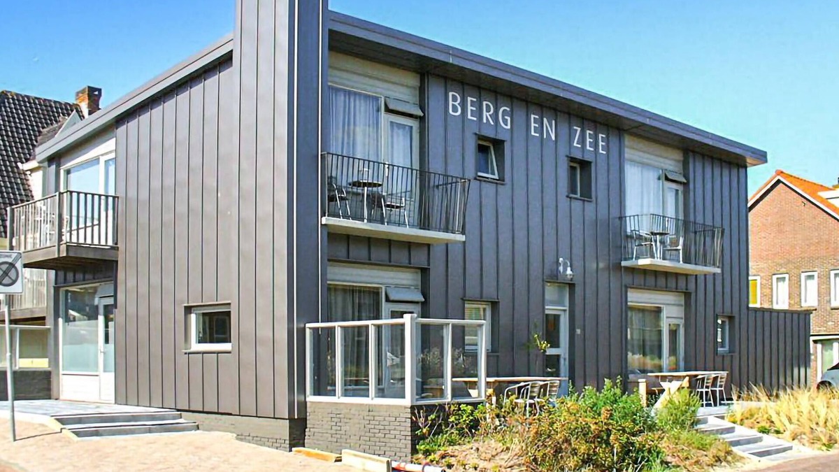 Bergen aan Zee Apartment | Gorgeous apartment in Bergen aan Zee
