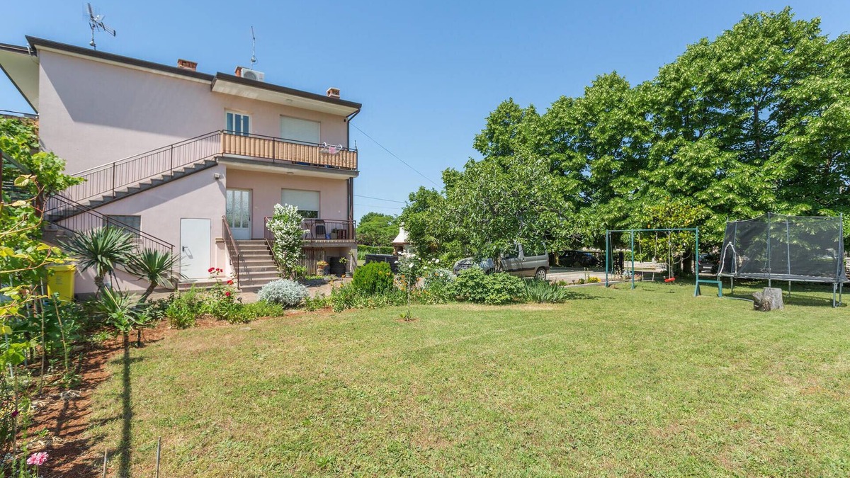 Finida Apartment | Gorgeous apartment in Umag with WiFi