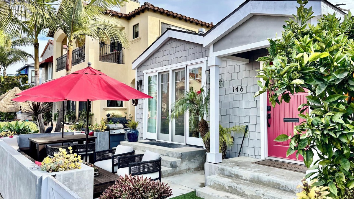 Belmont Shore House | Gorgeous Belmont Beach house two blocks to the beach!