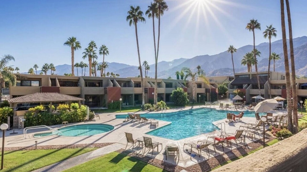 Twin Palms Condo | Gorgeous Blue Desert Oasis in Heart of Palm Springs -Reduced Summer Rates