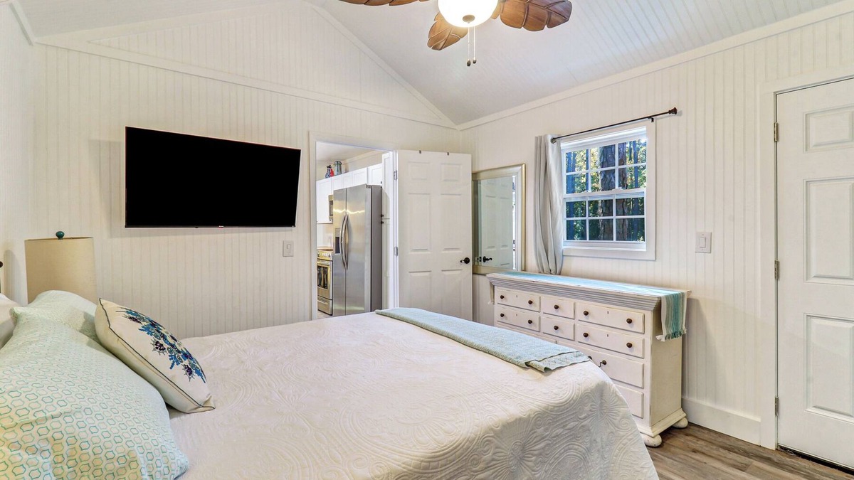 Daufuskie Island Cottage | Gorgeous Boho 2-bedroom cottage nestled in nature on Daufuskie Island!