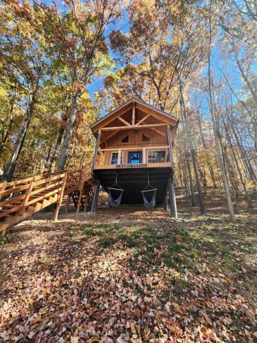 Scio House | Gorgeous Cabin Great for Family Getaways in Ohio