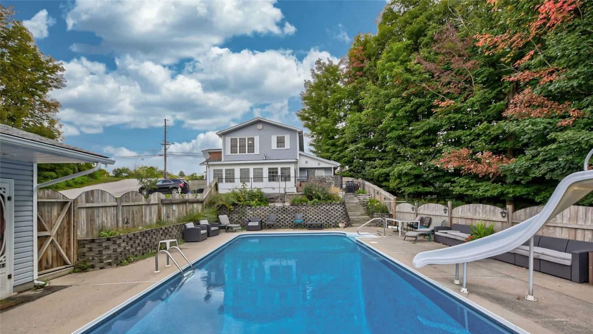 Penetanguishene Cottage | Gorgeous Country Beach/Ski Getaway POOL OPEN until SEPT END