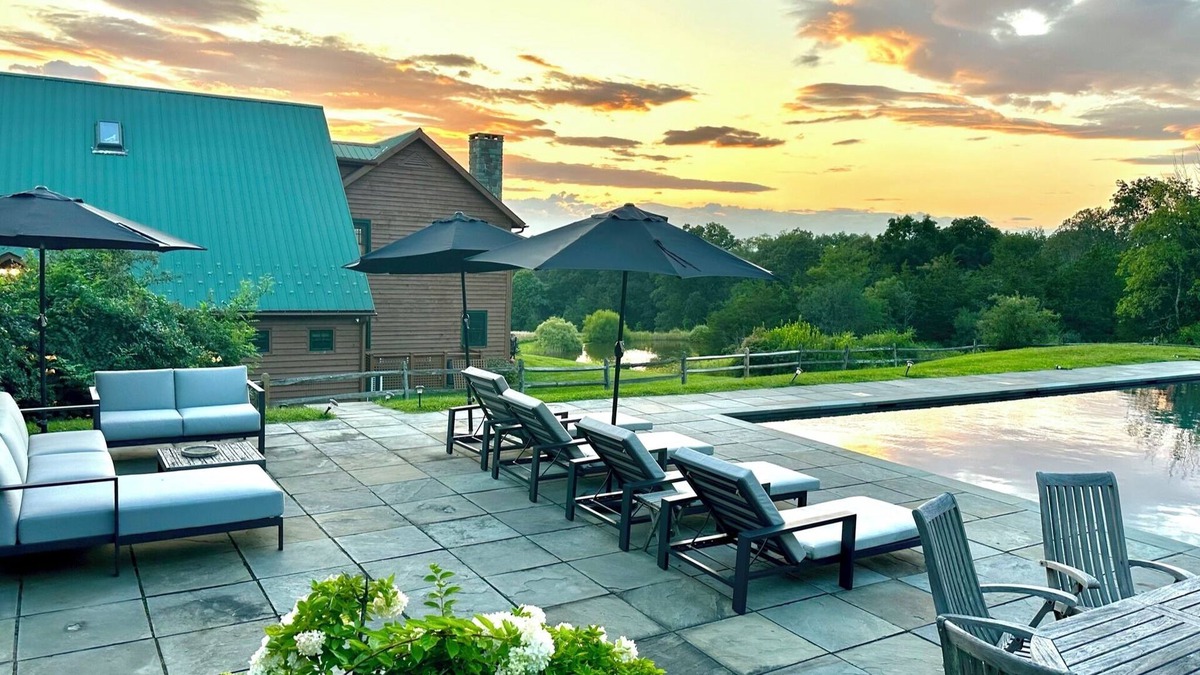Staatsburg House | Gorgeous Country Oasis, with pool, pond on a lush 16 acres