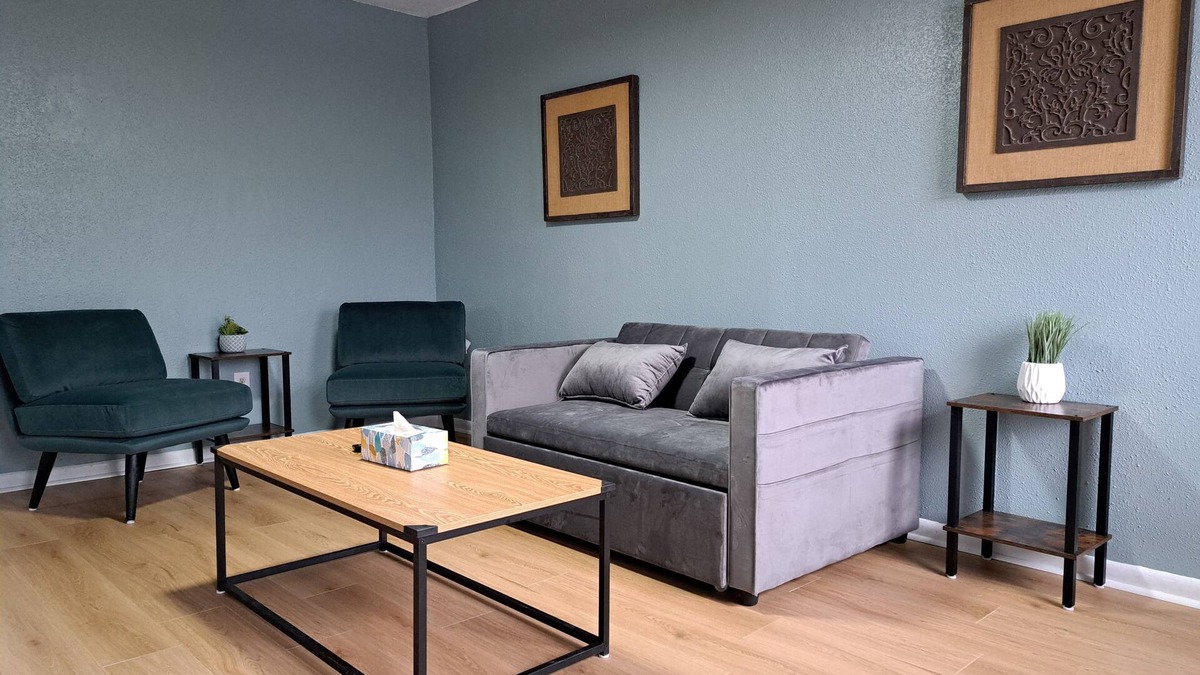 College Station Apartment | Gorgeous Georgia Getaway - Scenic Walk to Kyle