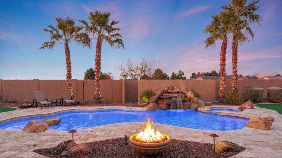 Rovey Farm Estates House | Gorgeous Glendale Vacation Oasis