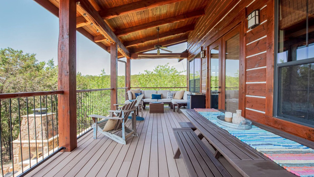 Jonestown House | Gorgeous Hill Country Home with Amazing Lake Travis Views