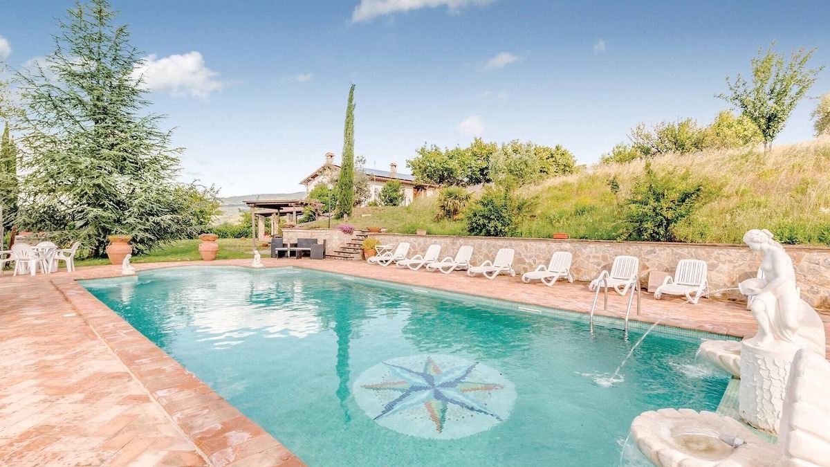 Castel del Piano House | Gorgeous home in Castel del Piano GR