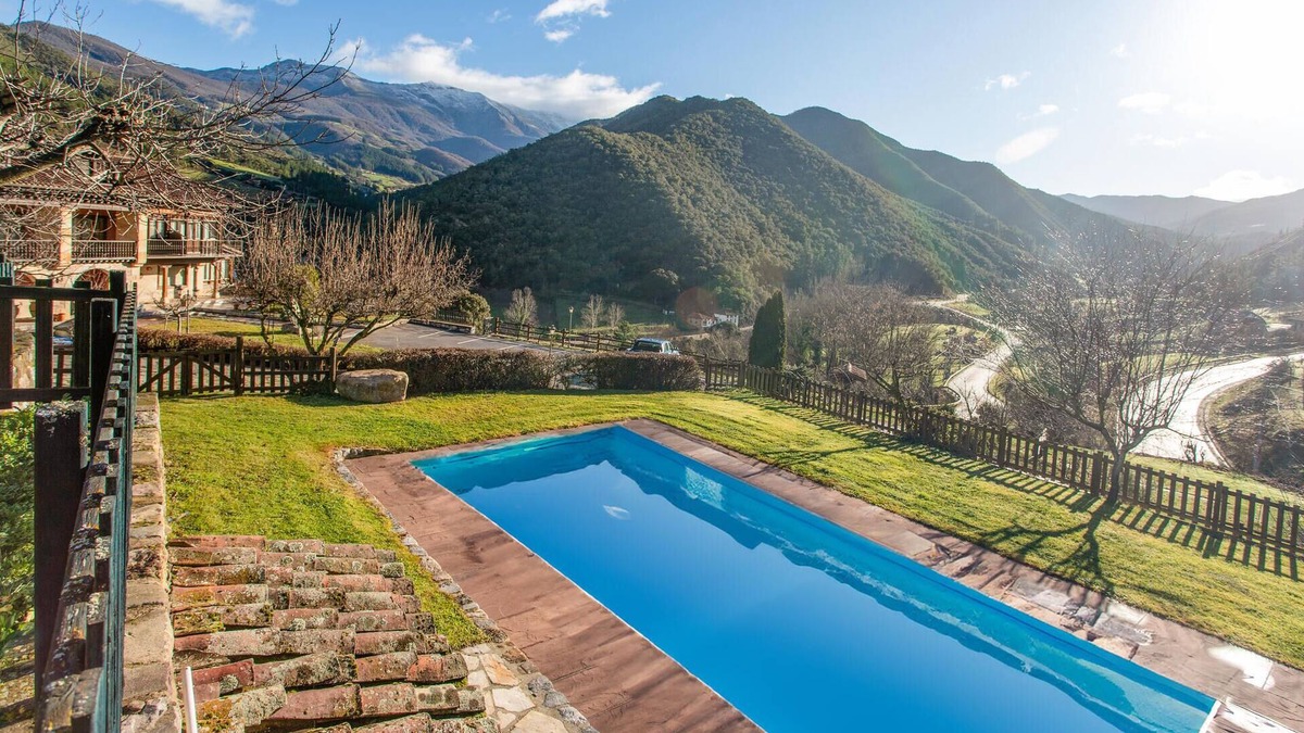 Frama House | Gorgeous home in Cabezón de liebana
