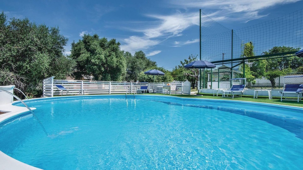 Sant'Angelo Romano House | Gorgeous home in Sant'Angelo Romano