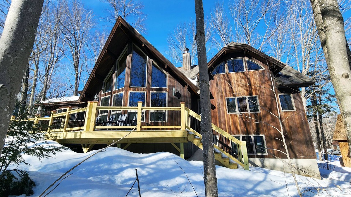 Sunday River Area House | GORGEOUS HOME ACROSS THE STREET FROM THE TRAIL